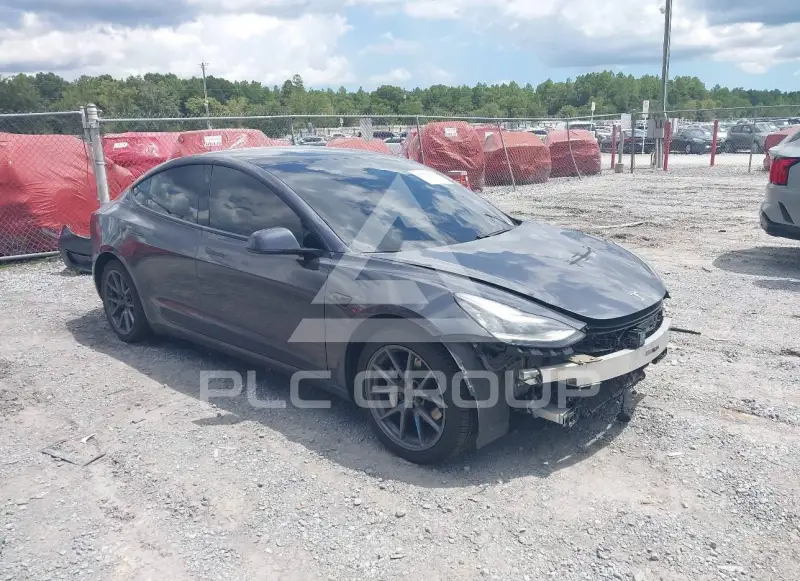 2021 Tesla Model 3 фото