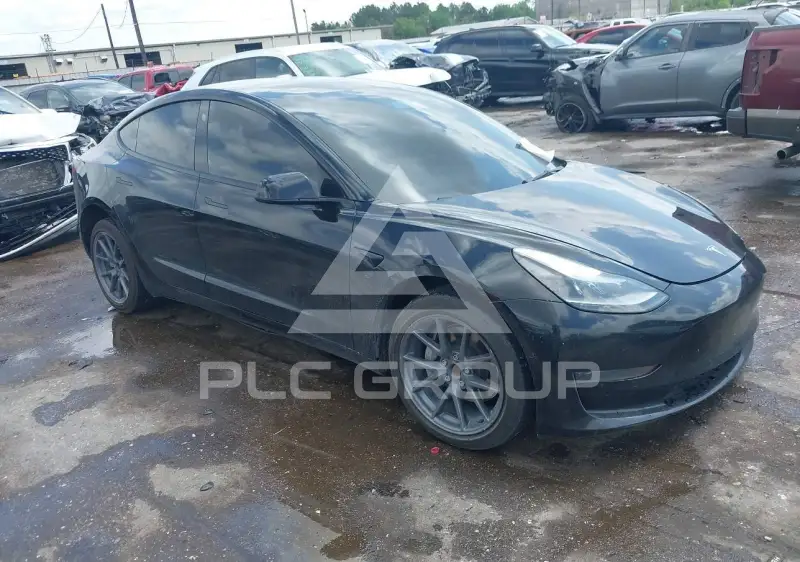 2021 Tesla Model 3 фото