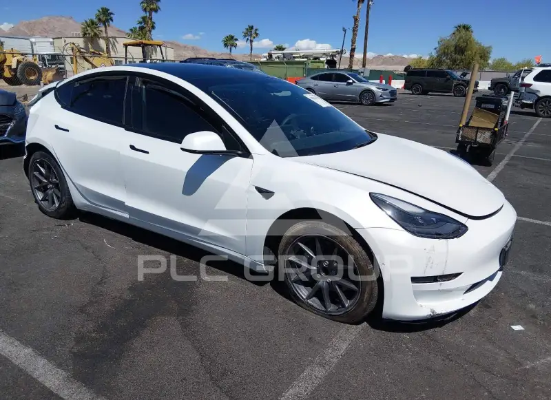 2021 Tesla Model 3 фото