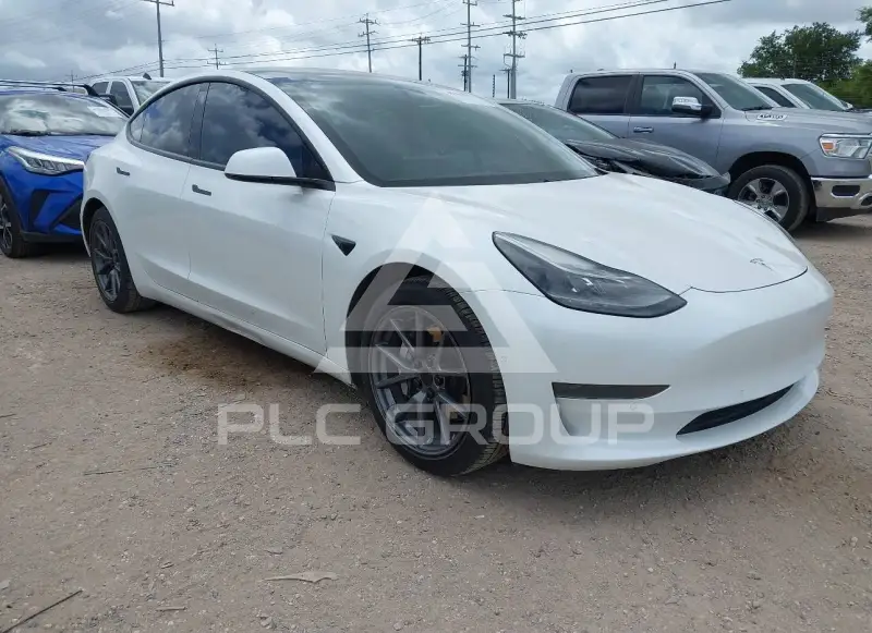 2021 Tesla Model 3 фото