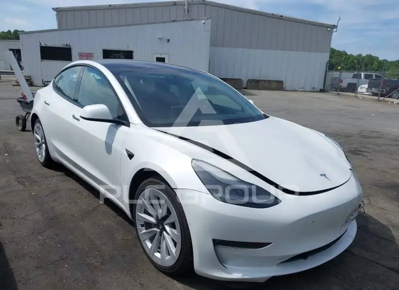 2021 Tesla Model 3 фото