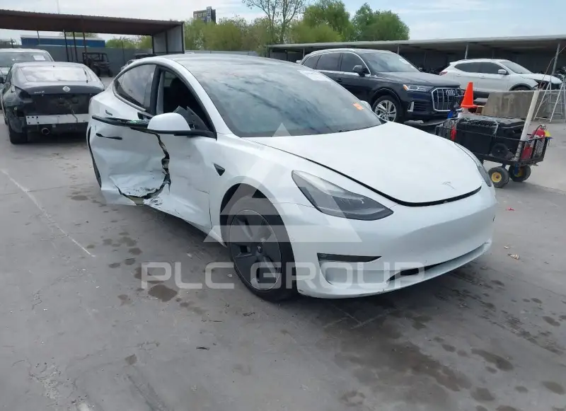 2021 Tesla Model 3 фото