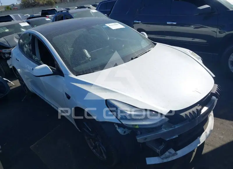 2021 Tesla Model 3 фото
