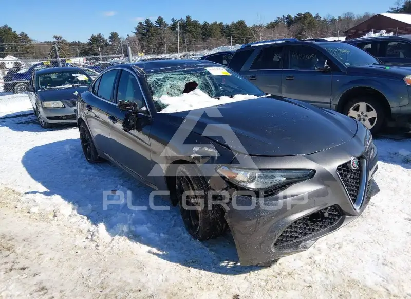 2021 Alfa Romeo Giulia фото