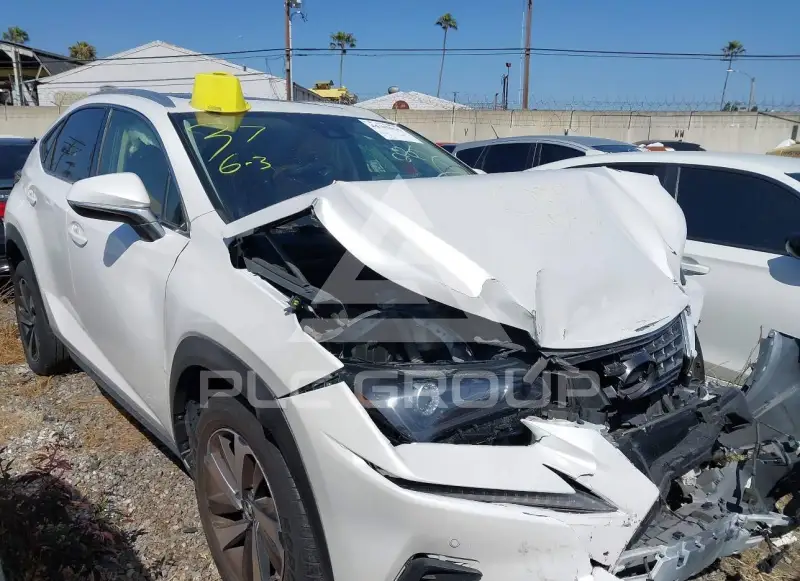 2021 Lexus NX300 фото