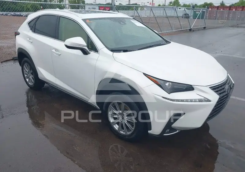 2021 Lexus NX300 фото