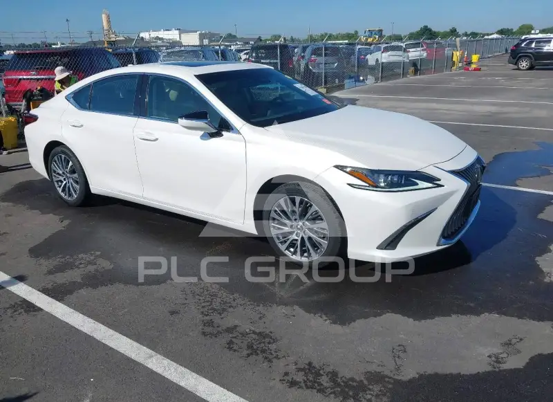 2021 Lexus ES250 фото