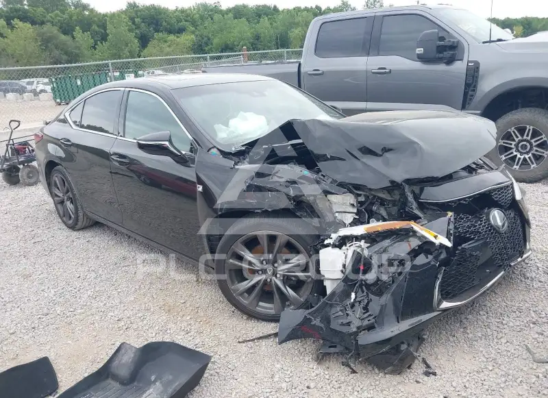 2021 Lexus ES350 photo