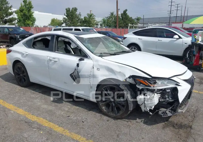 2021 Lexus ES350 photo