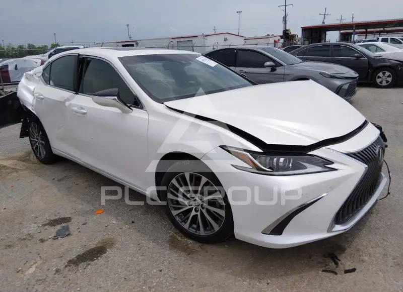 2021 Lexus ES350 фото