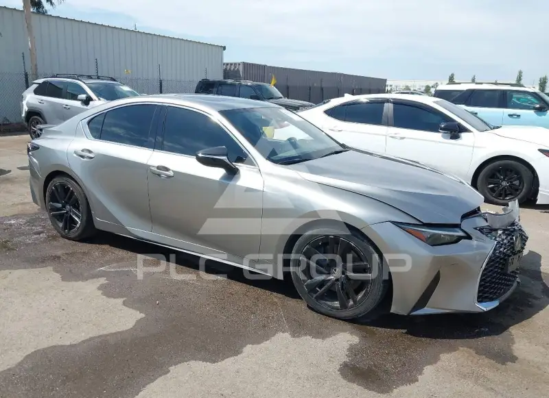 2021 Lexus IS300 photo