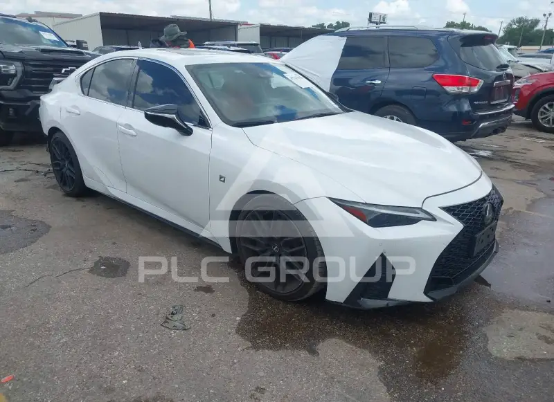 2021 Lexus IS350 фото