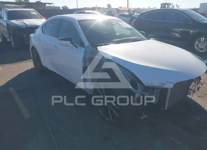 2021 Lexus IS350 фото