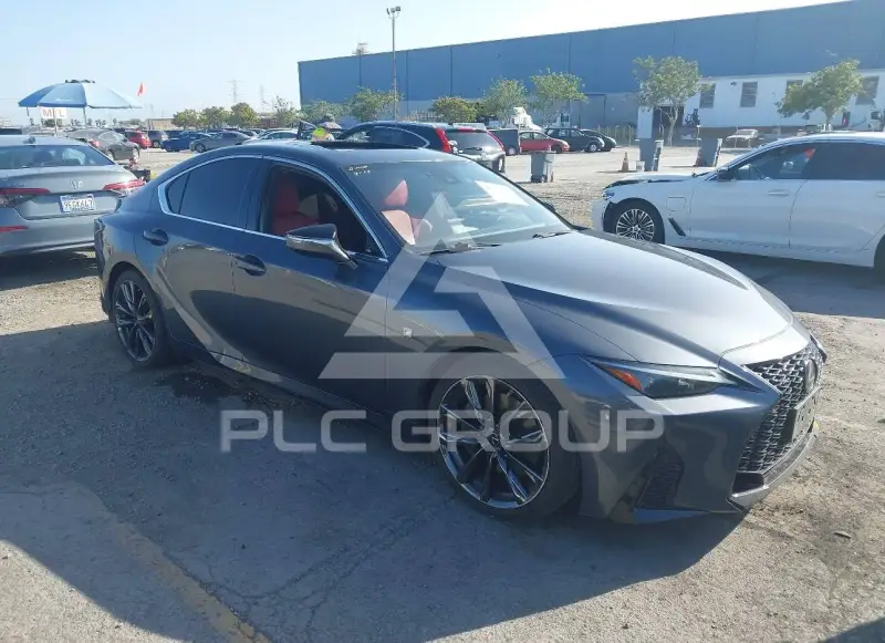 2021 Lexus IS350 фото