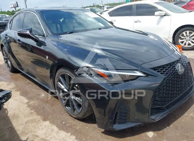 2021 Lexus IS350 photo
