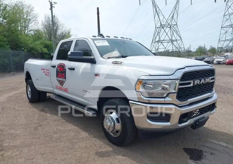 2021 RAM 3500 фото