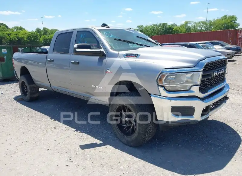 2021 RAM 3500 photo