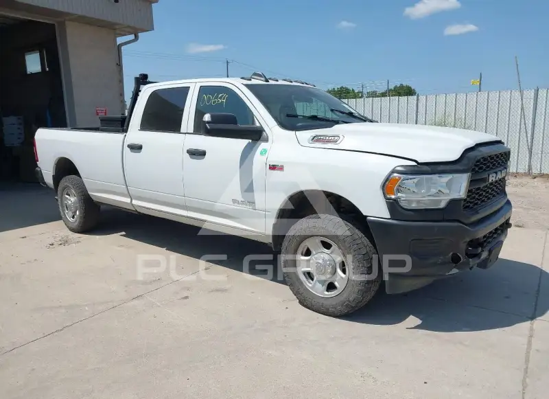 2021 RAM 2500 photo