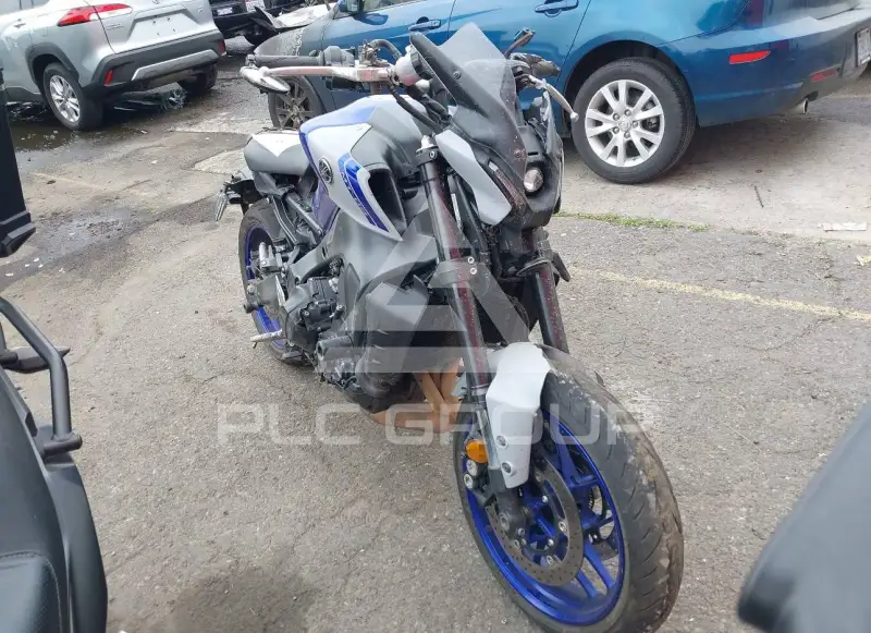 2021 Yamaha MT09 фото