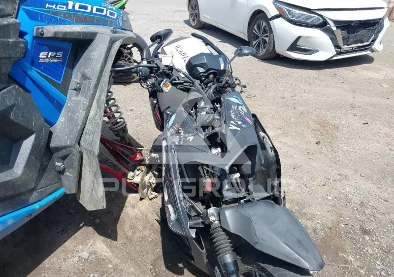 2021 Yamaha  фото