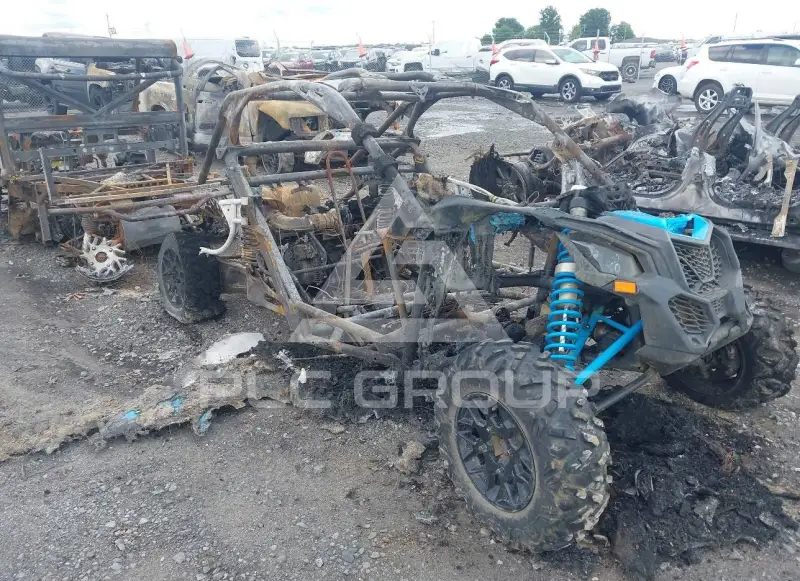 2021 Can-AM MAVERICK photo