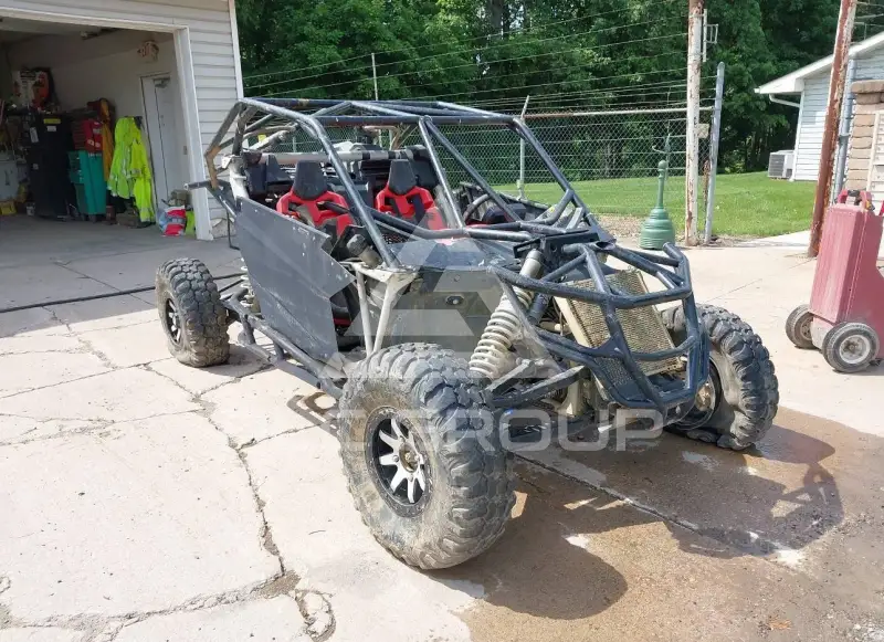 2021 Can-AM MAVERICK photo