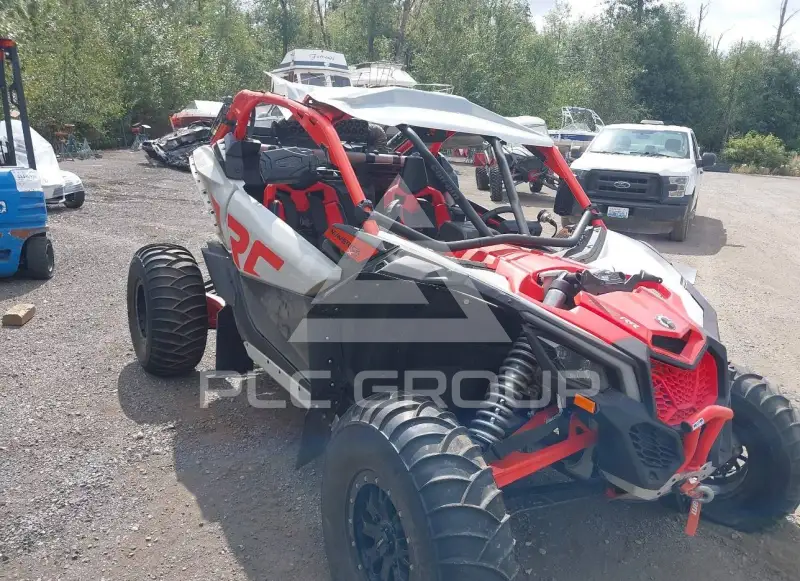 2021 Can-AM MAVERICK фото