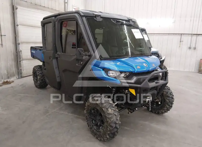 2021 Can-AM DEFENDER фото