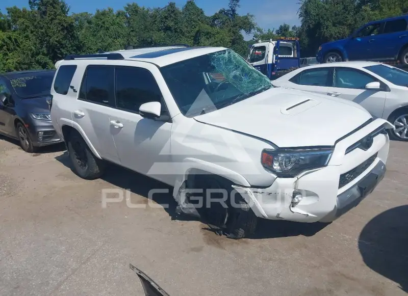 2021 Toyota 4 RUNNER фото