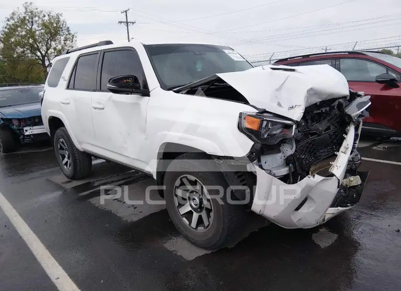 2021 Toyota 4 RUNNER фото