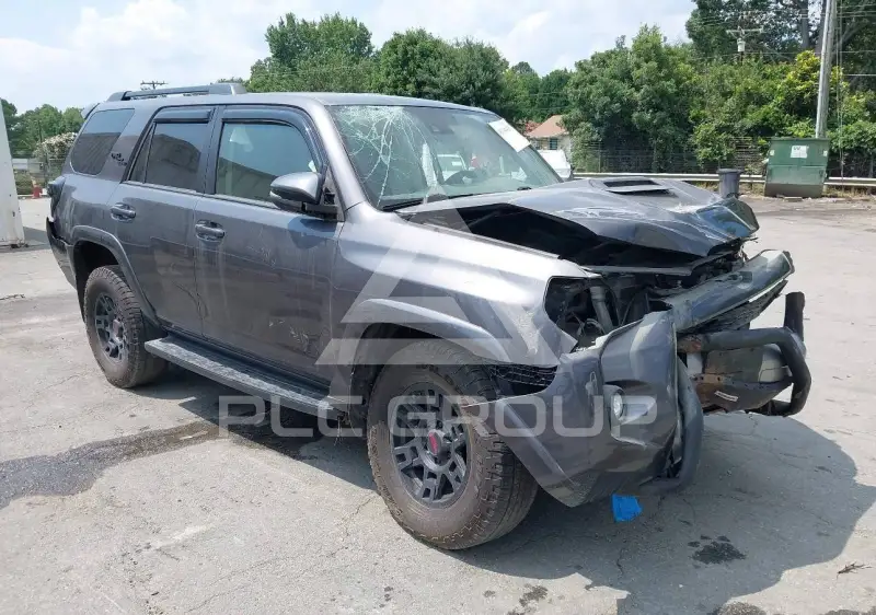 2021 Toyota 4 RUNNER фото