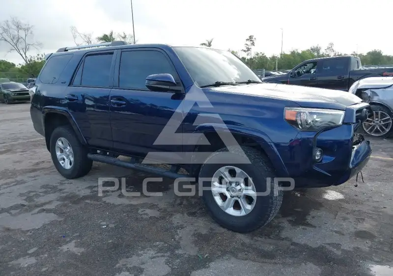 2021 Toyota 4 RUNNER photo