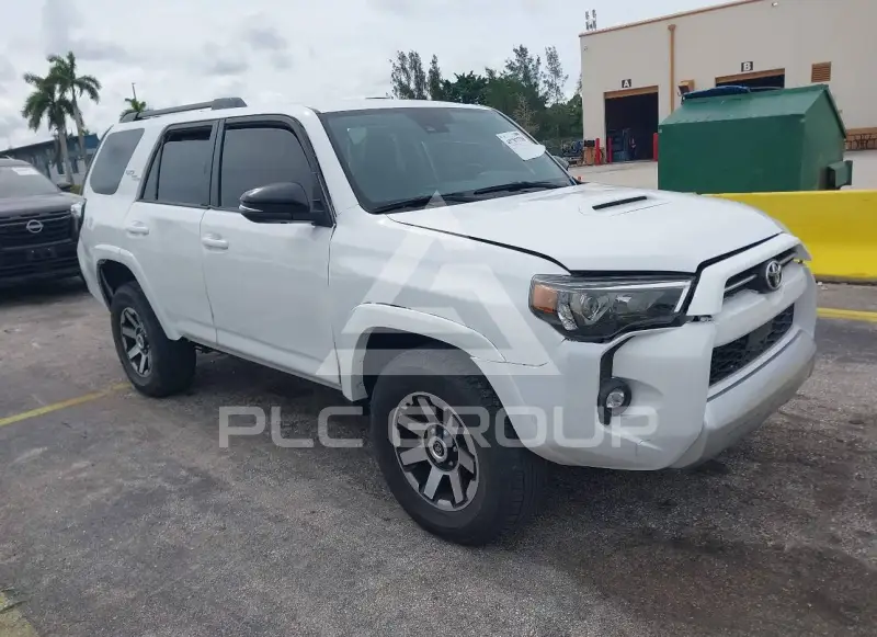 2021 Toyota 4 RUNNER фото