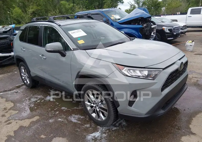 2021 Toyota RAV4 photo