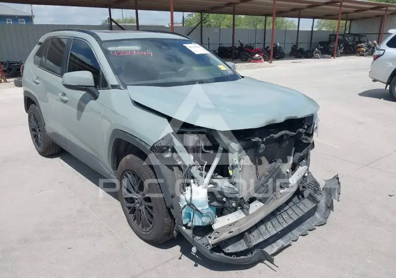 2021 Toyota RAV4 фото