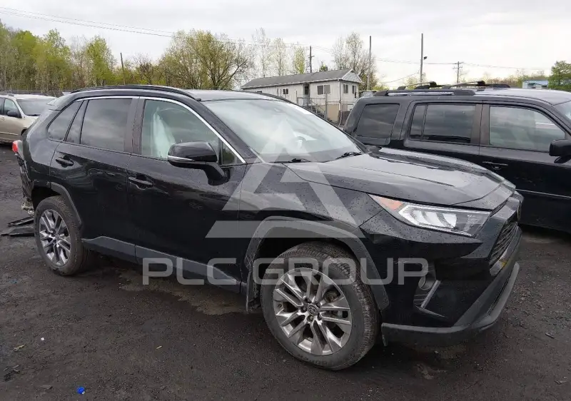 2021 Toyota RAV4 photo