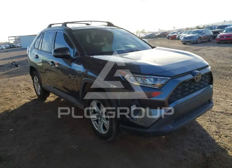 2021 Toyota RAV4 фото