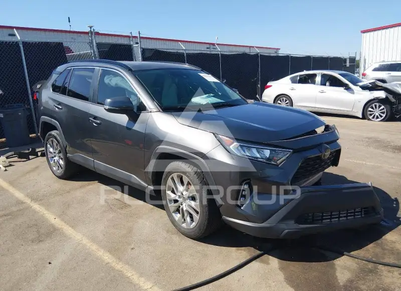 2021 Toyota RAV4 photo