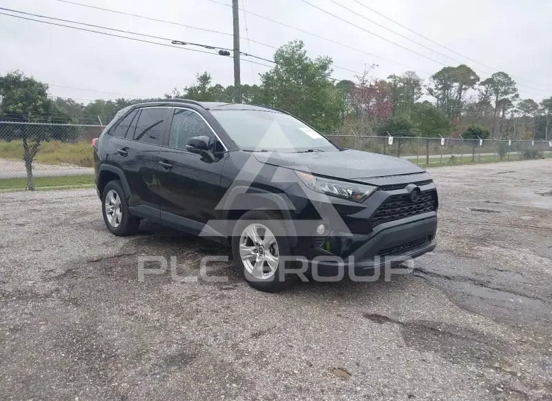 2021 Toyota RAV4 фото