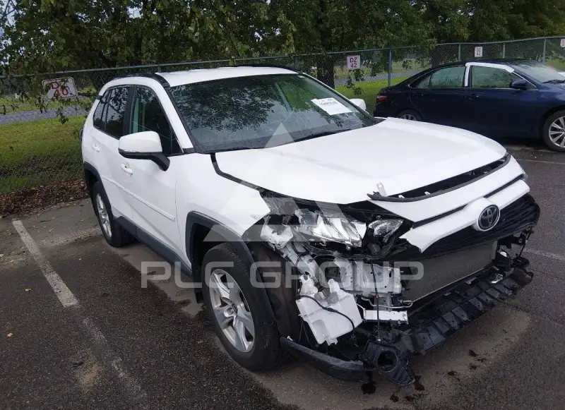 2021 Toyota RAV4 photo
