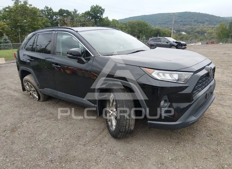 2021 Toyota RAV4 photo