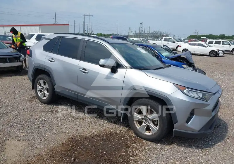 2021 Toyota RAV4 фото
