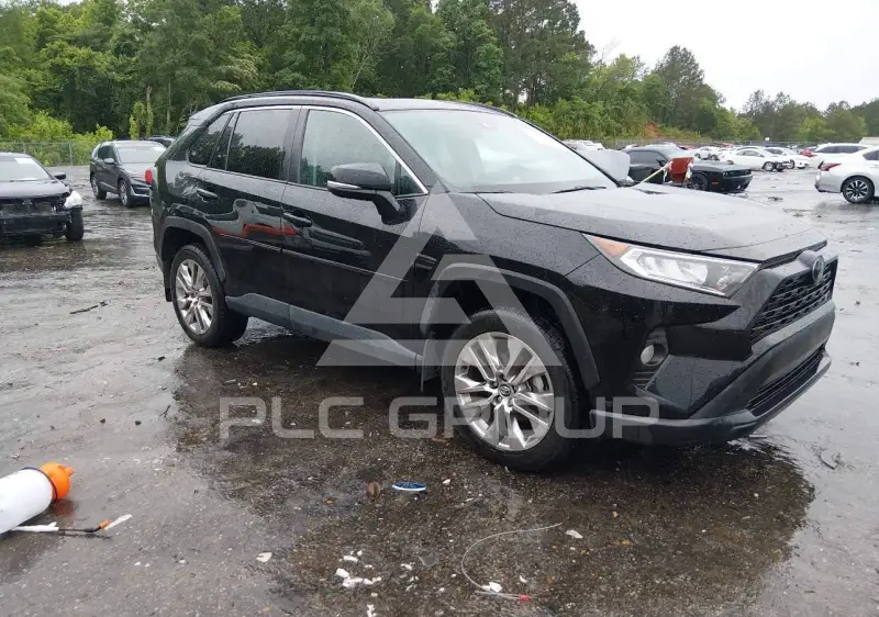 2021 Toyota RAV4 фото