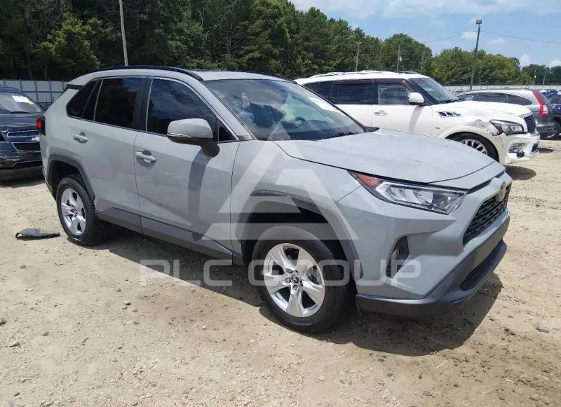 2021 Toyota RAV4 фото