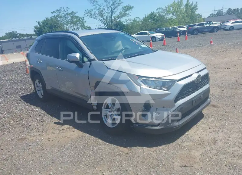 2021 Toyota RAV4 фото