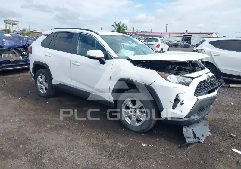 2021 Toyota RAV4 photo