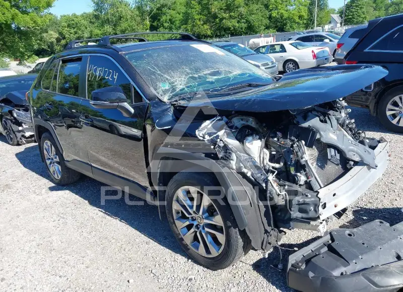 2021 Toyota RAV4 photo