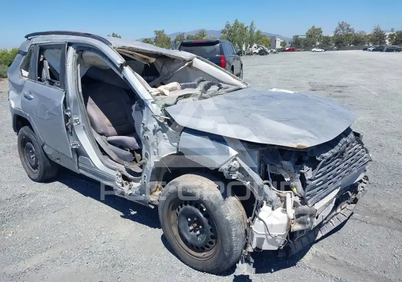 2021 Toyota RAV4 фото