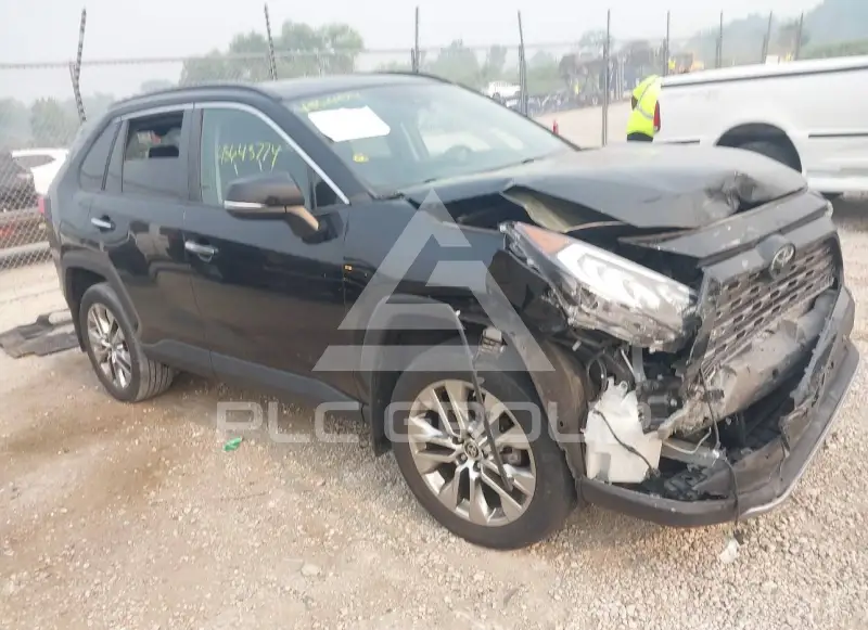 2021 Toyota RAV4 фото