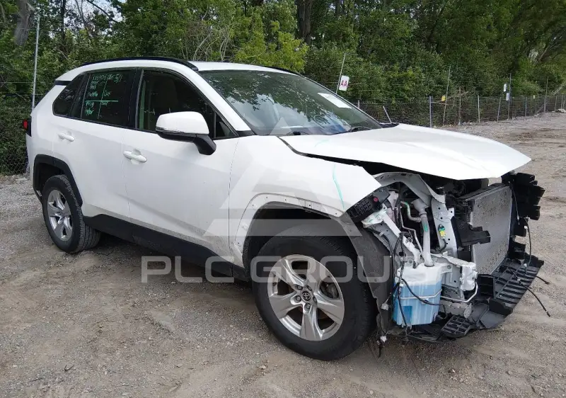 2021 Toyota RAV4 фото